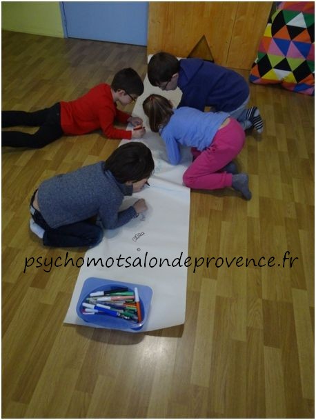 Expression-graphique-en-groupe